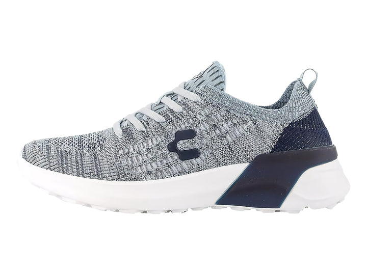 Tenis deportivos Charly de tela tejida en color gris y azul con suela blanca y detalle oscuro en el talón.