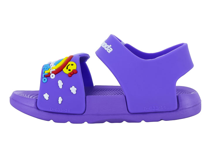 Sandalia lila con diseño de unicornio y nubes blancas.