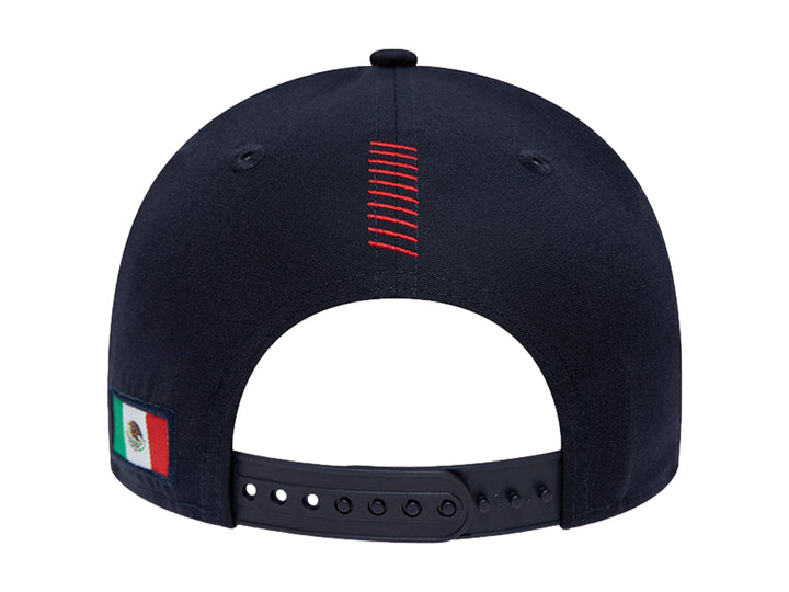 Gorra New Era azul marino de Oracle Red Bull Racing con visera roja y logotipos bordados.