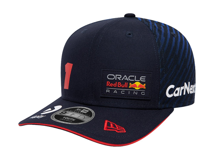 Gorra New Era azul marino de Red Bull Racing con visera plana y detalles en rojo.