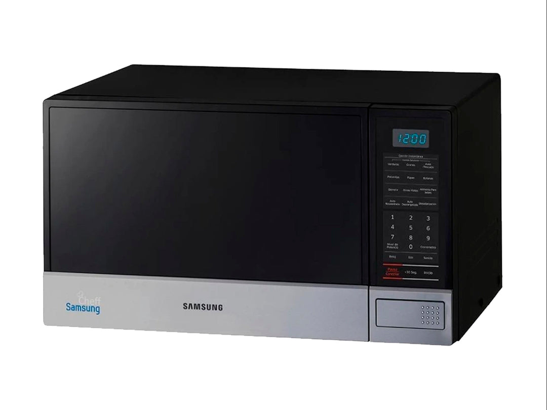 Horno microondas Samsung color negro con panel de control digital y base en acabado plata.