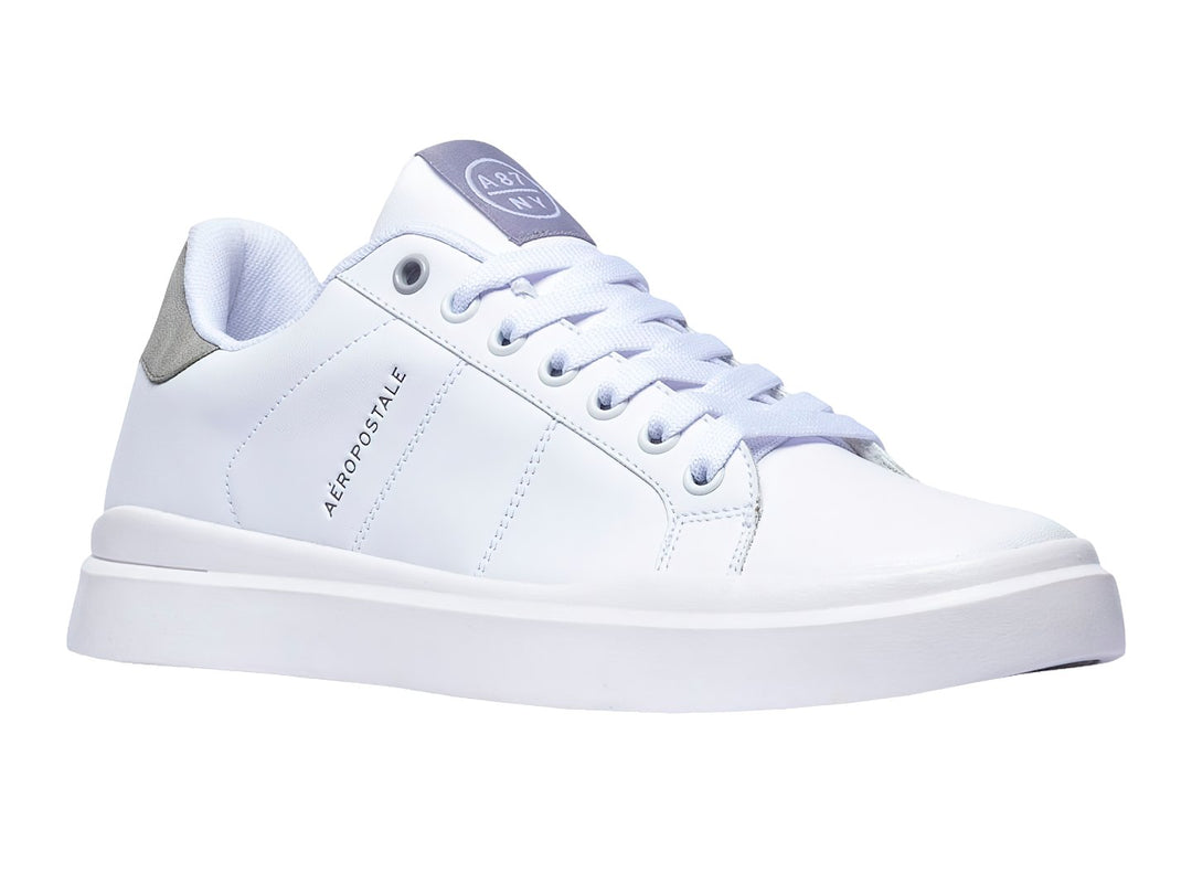 Tenis blancos de Aeropostale con detalles en gris y suela blanca.