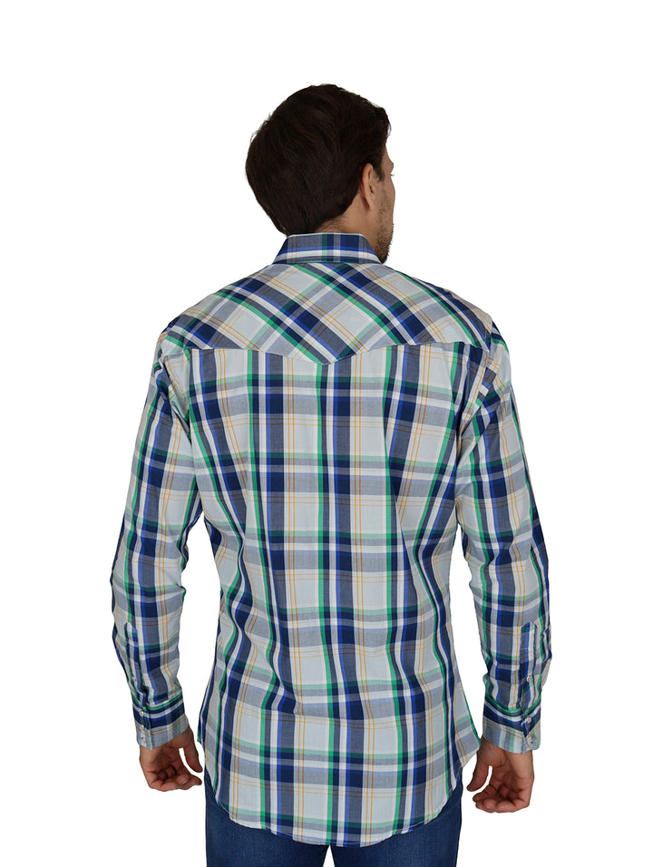 Camisa de manga larga Wrangler con estampado de cuadros en colores azul marino, verde y blanco.