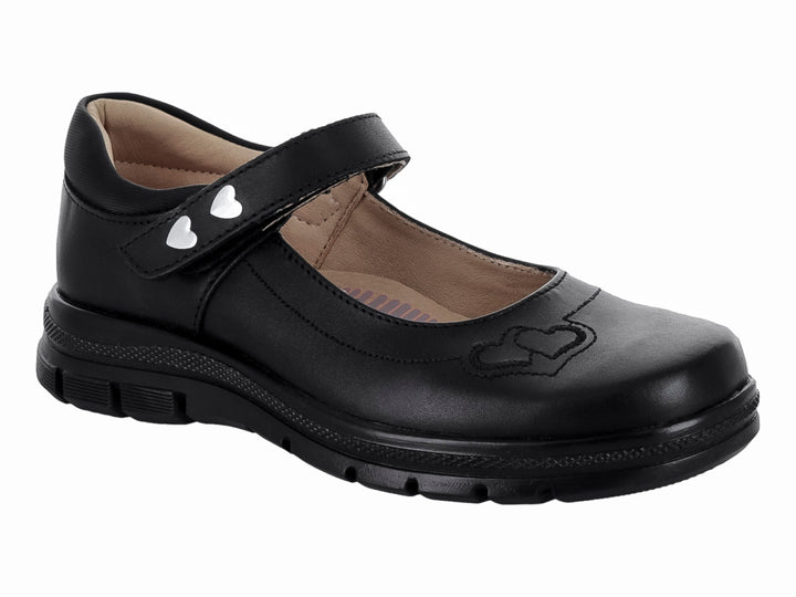 Zapato infantil negro de material napa con correa y detalles de corazones blancos.