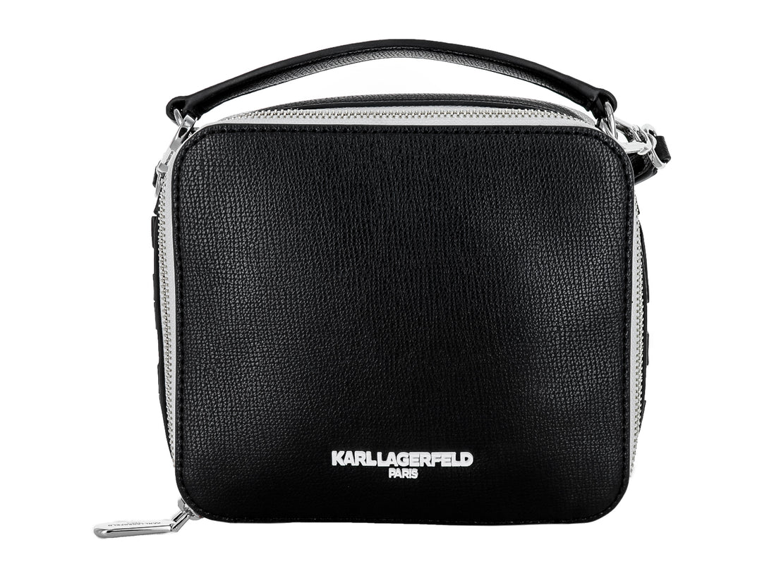 Bolso negro cuadrado de Karl Lagerfeld con asa superior y detalles en color plata.