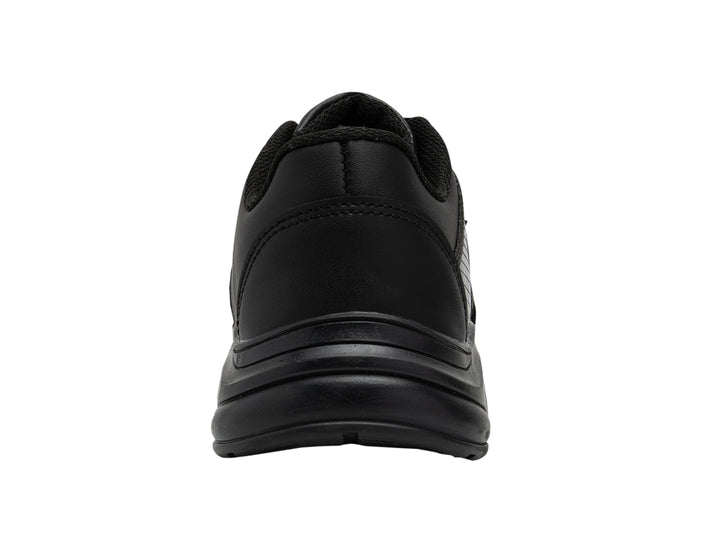 Zapato deportivo escolar de microfibra color negro con agujetas para niño.