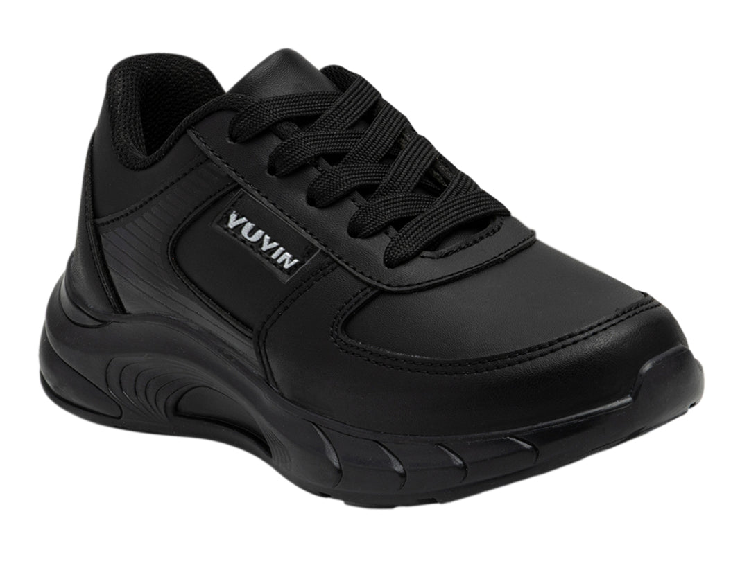 Zapato escolar deportivo color negro de microfibra para niños con agujetas.