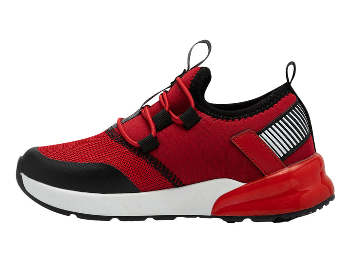 Tenis deportivos para niño en color rojo con detalles en negro y suela blanca.