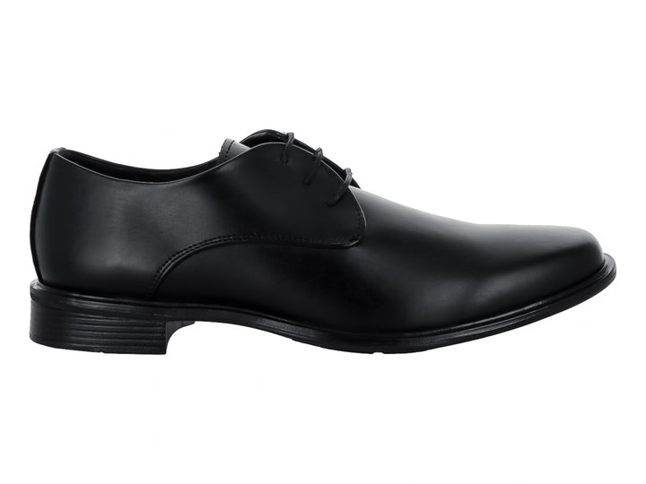 Zapato formal negro para hombre con cordones y acabado brillante.