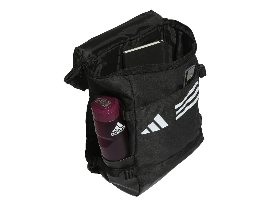 Mochila Adidas de color negro con logotipo blanco en el frente y correas laterales.