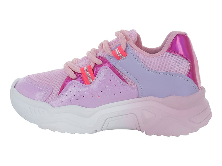 Tenis deportivos para niña en color rosa y morado con detalles brillantes y suela blanca gruesa.