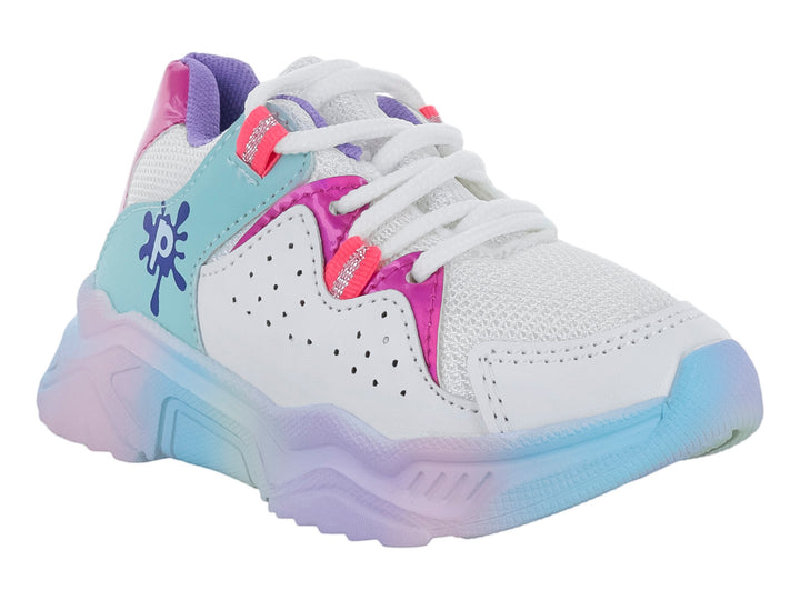 Tenis deportivos infantiles multicolor con base blanca, detalles en rosa y azul, y suela degradada.