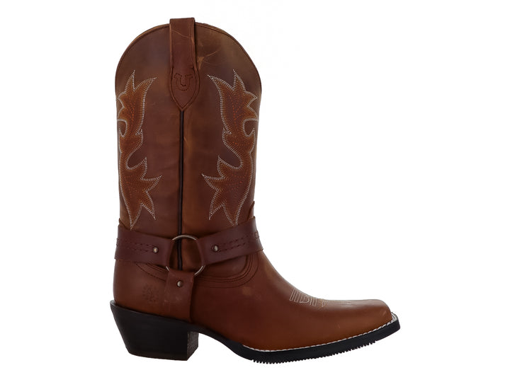 Bota vaquera de cuero color café con bordados decorativos y correa con anillo en el tobillo.