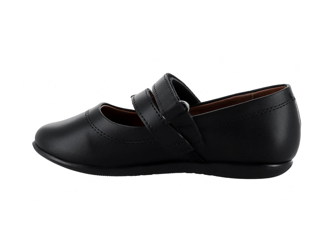 Zapato escolar negro para niño o niña con correa y botón lateral.