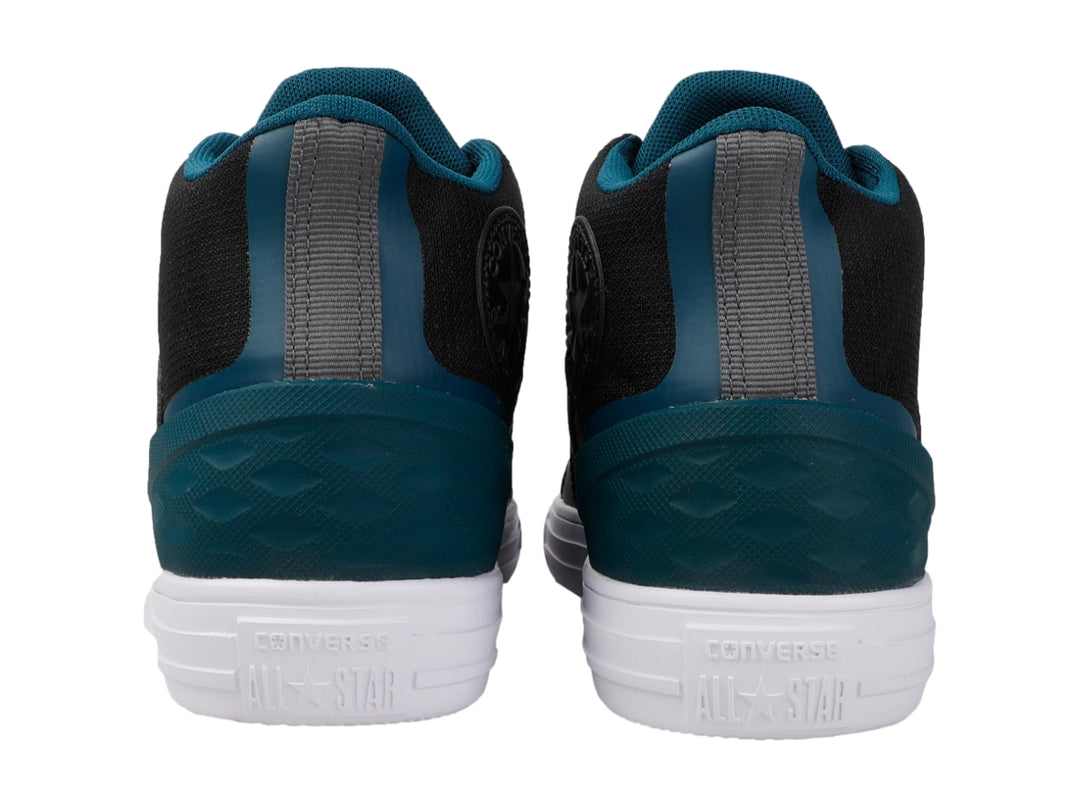 Tenis Converse Chuck Taylor All Star Flux Ultra en color negro y verde oscuro con suela blanca.