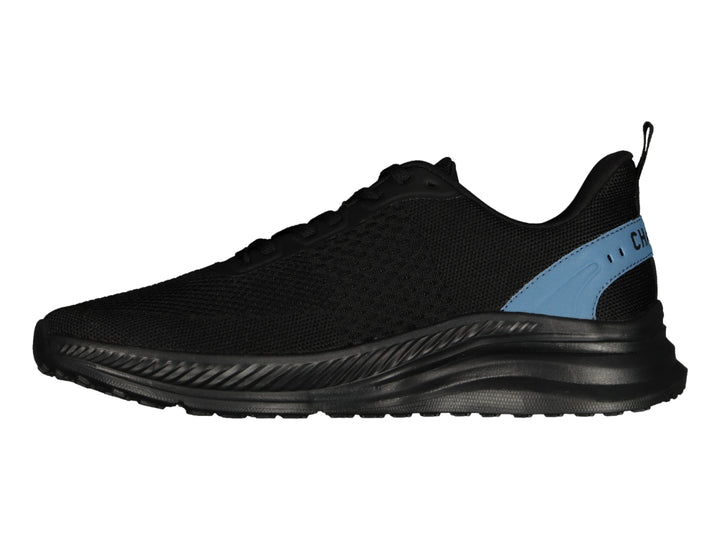 Tenis deportivos Charly en color negro con detalles en azul y suela negra.