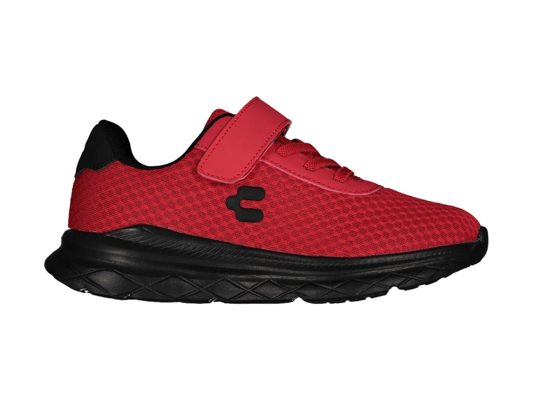 Tenis deportivos Charly para niño en color rojo con suela y detalles en negro, cierre de correa con velcro.