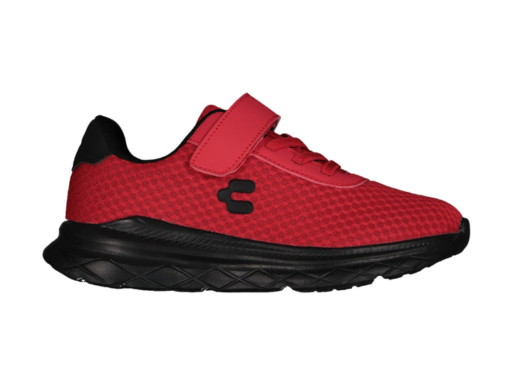 Tenis deportivos Charly para niño en color rojo con suela y detalles en negro, cierre de correa con velcro.