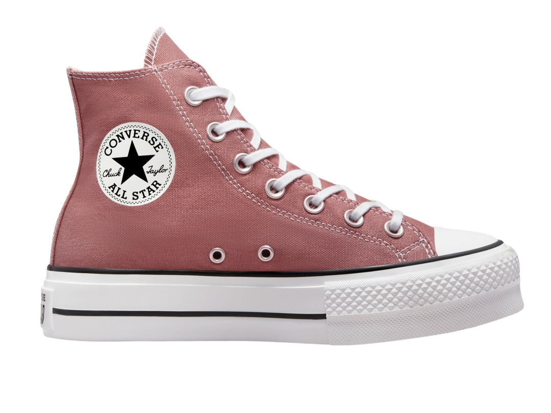 Tenis Converse Chuck Taylor All Star Lift HI color saddle con suela blanca de plataforma.