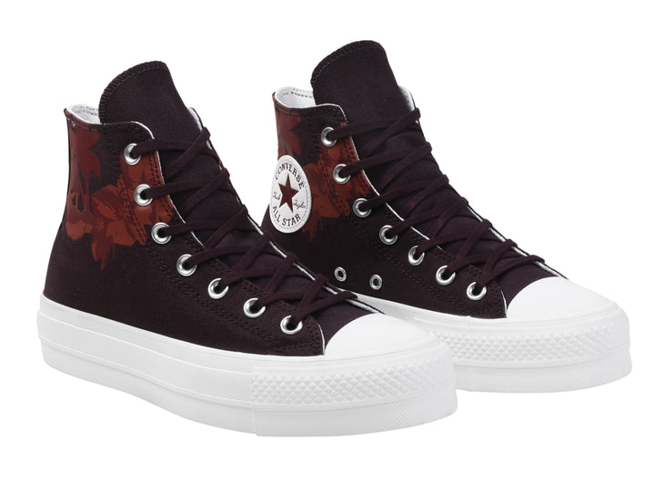 Tenis Converse Chuck Taylor All Star Lift HI en color Black Cherry con estampado floral y suela de plataforma blanca.