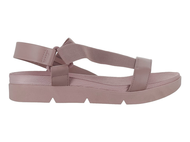 Sandalia de plataforma color rosa con correas elásticas y sintéticas, diseño casual y cómodo.