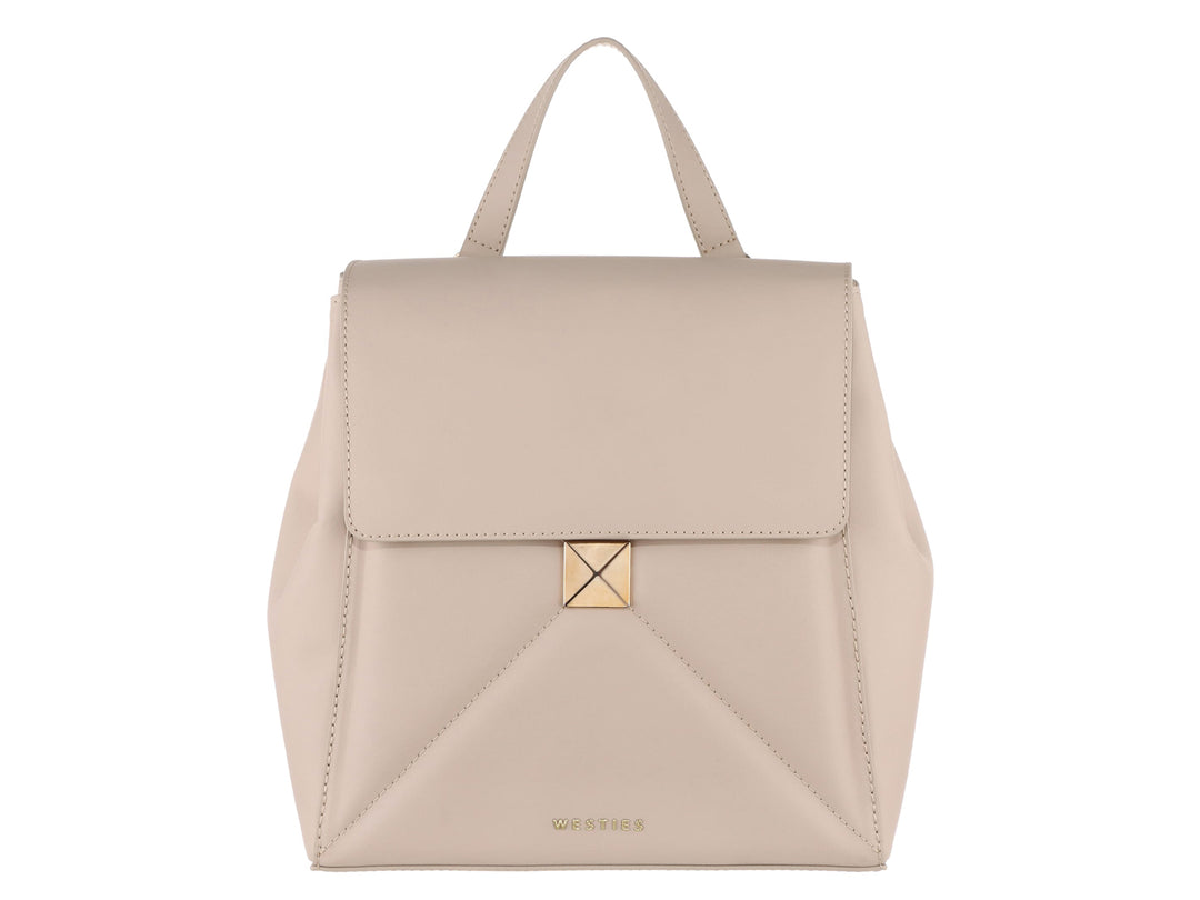 Mochila color nude de Westies con asa superior y herraje dorado cuadrado.