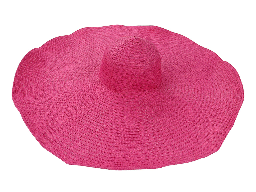 Sombrero de ala ancha color fucsia con acabado tejido.