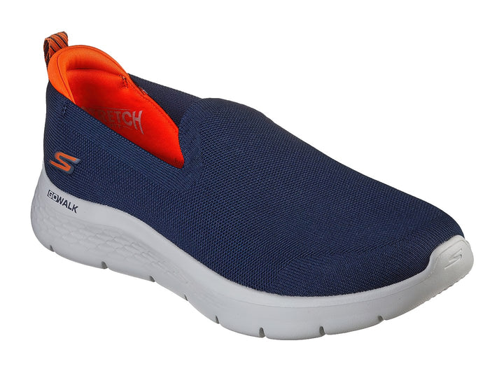 Tenis Skechers Go Walk Flex color azul marino con suela blanca y pestaña naranja en el talón.