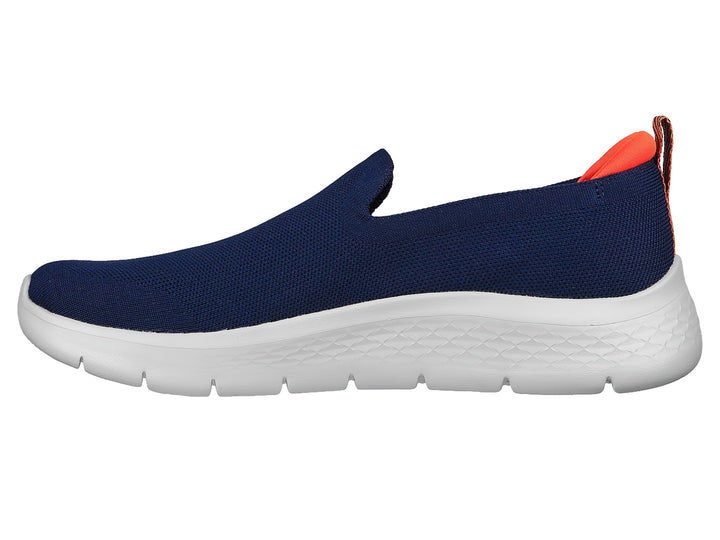 Tenis Skechers Go Walk Flex color azul marino con suela blanca y pestaña naranja en el talón.