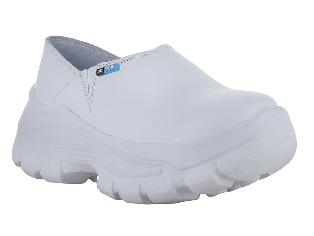 Zapatos planos tipo zueco color blanco con suela gruesa y diseño ergonómico de la marca DR HOSUE.