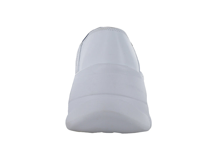 Zapatos planos tipo zueco color blanco con suela gruesa y diseño ergonómico de la marca DR HOSUE.