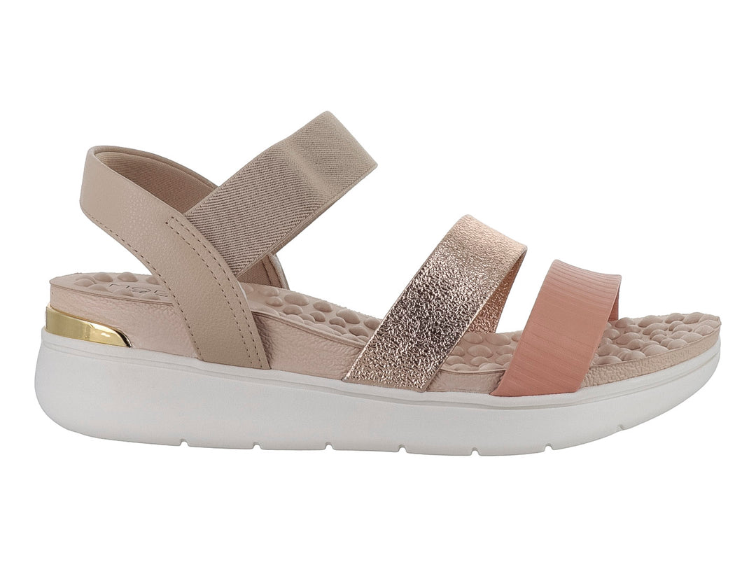 Sandalia Modare para mujer en color beige con correas brillantes y suela blanca de plataforma.