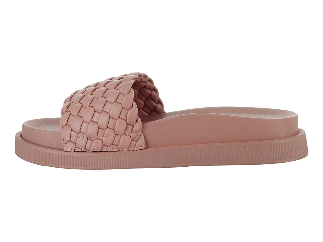 Sandalias color camel con correa tejida y suela de plataforma gruesa.