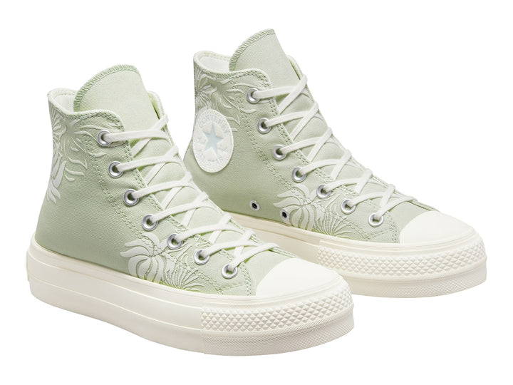 Tenis Converse Chuck Taylor All Star Lift Hi en color verde Summit Sage con plataforma blanca y detalles florales.