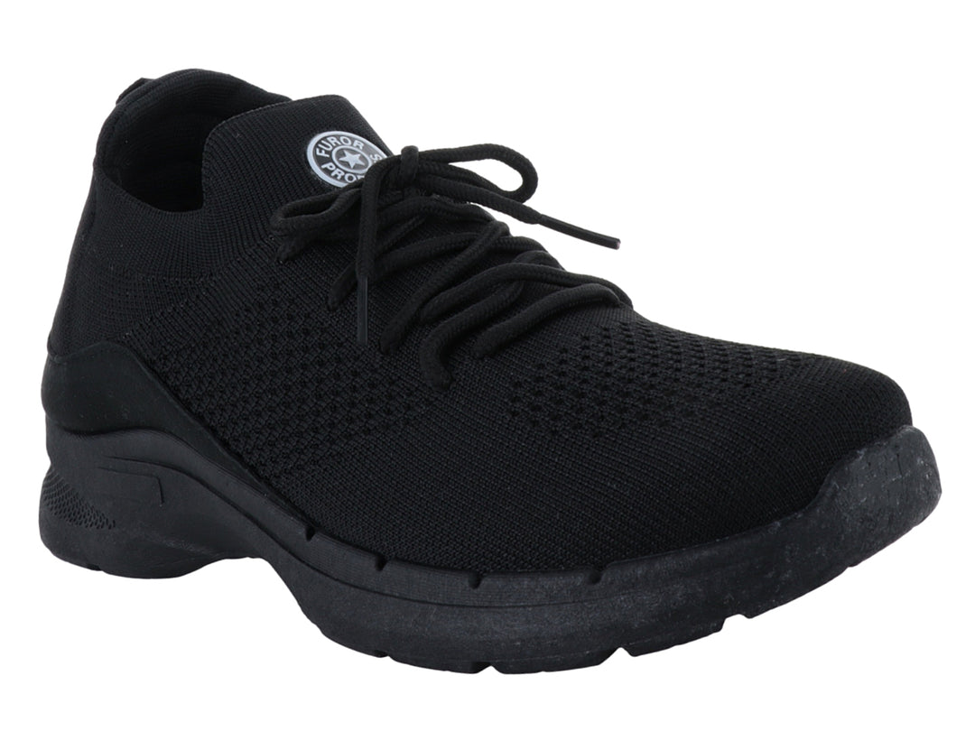 Tenis deportivos Furor color negro con tejido transpirable y suela gruesa.