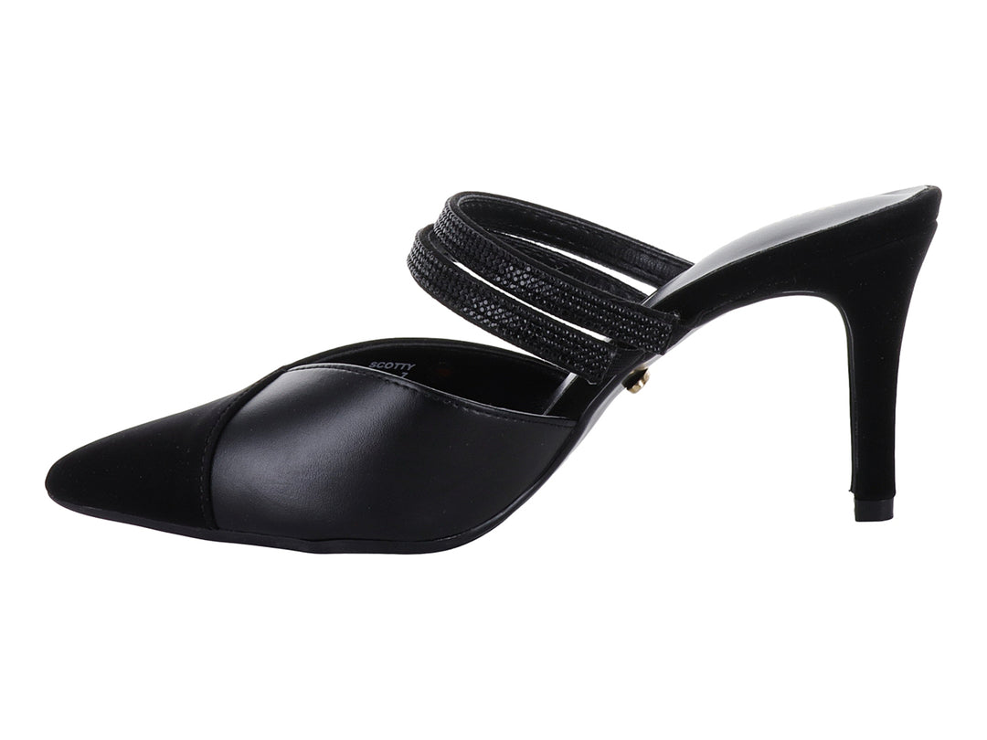 Zapato de tacón negro para mujer con punta cerrada en terciopelo y correa texturizada.