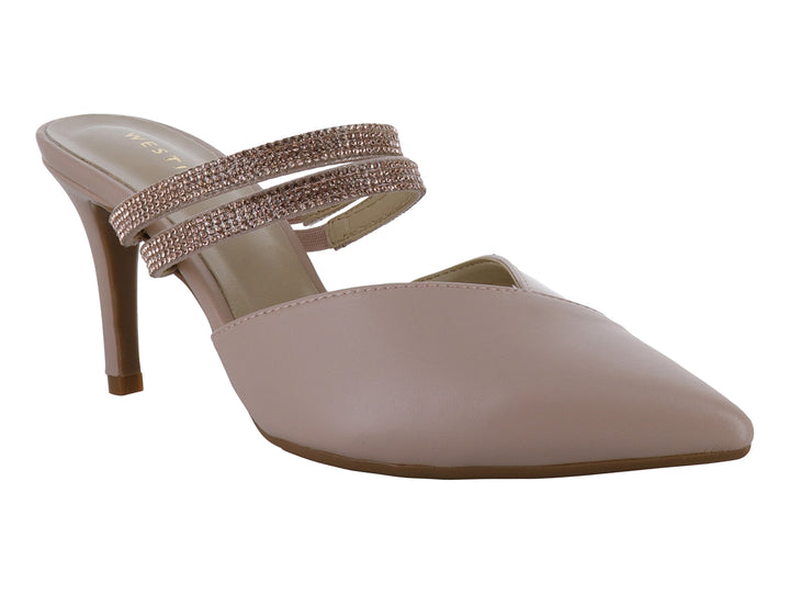 Zapato de tacón color nude con punta aguda y tiras brillantes en la parte superior.