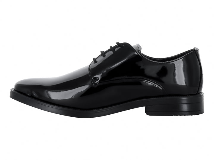 Zapato formal de Hombre en color negro charol con cordones y acabado brillante.