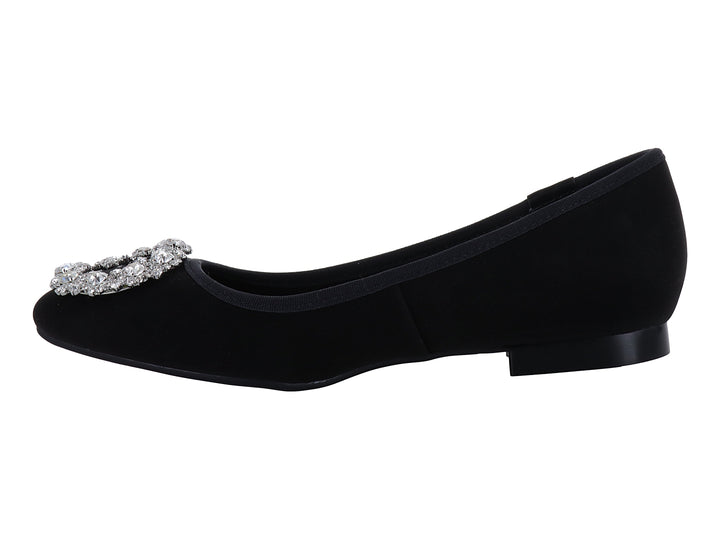 Zapato plano negro de terciopelo con un broche circular de cristales brillantes en la punta.