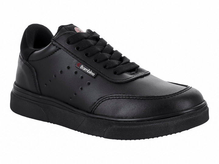 Zapato casual negro para niño de la marca Teen Bambino con agujetas y suela negra.