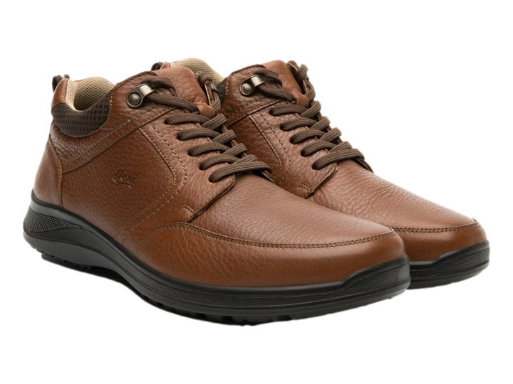 Zapato casual Flexi de color marrón con suela negra y cordones.