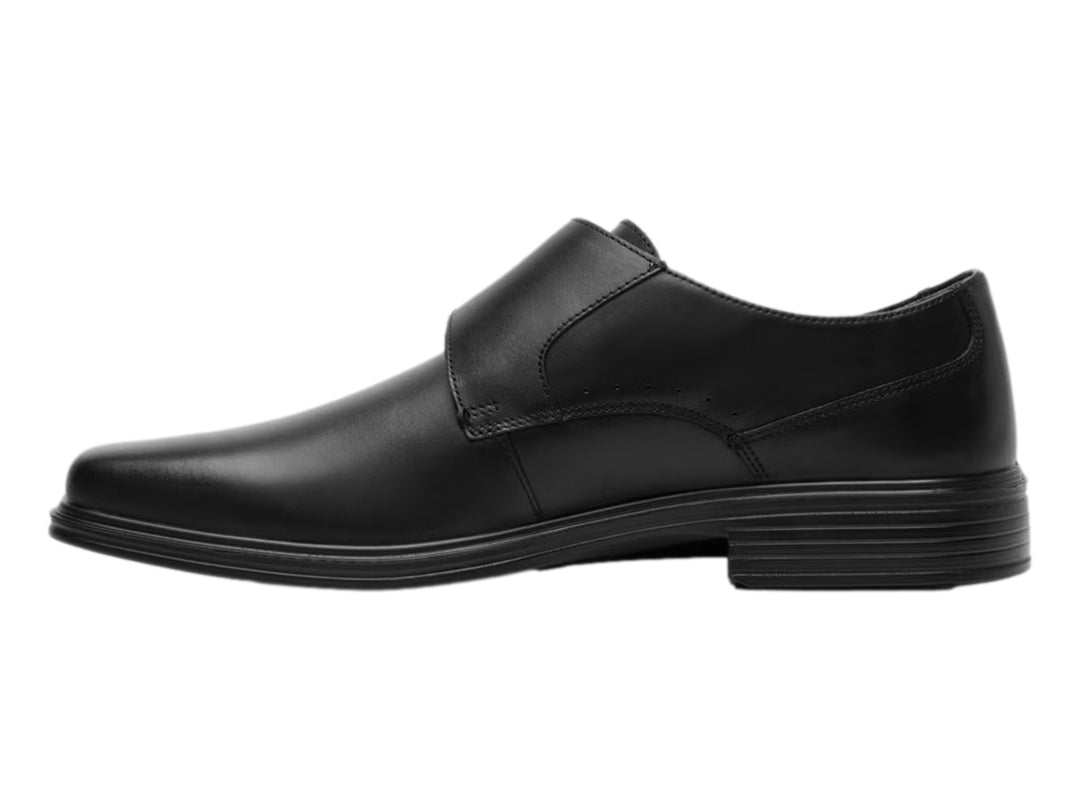 Zapato formal Flexi para hombre en color negro, confeccionado en cuero liso con cierre de correa.