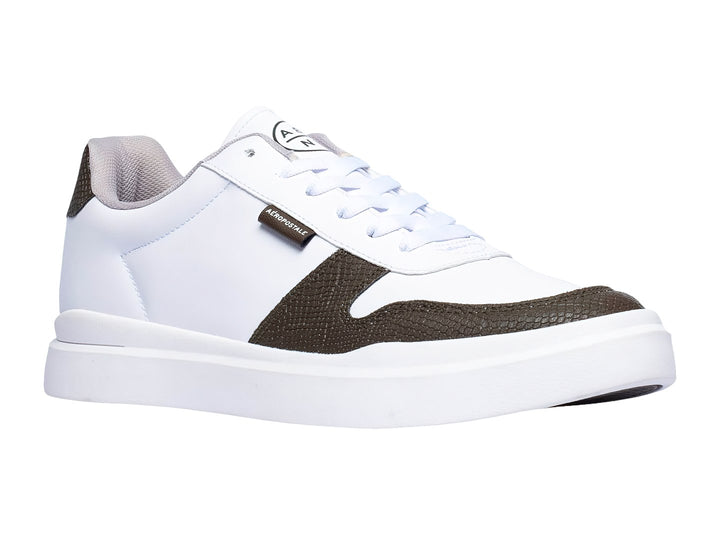 Tenis Aeropostale blancos con detalles en verde oscuro texturizado y suela blanca.
