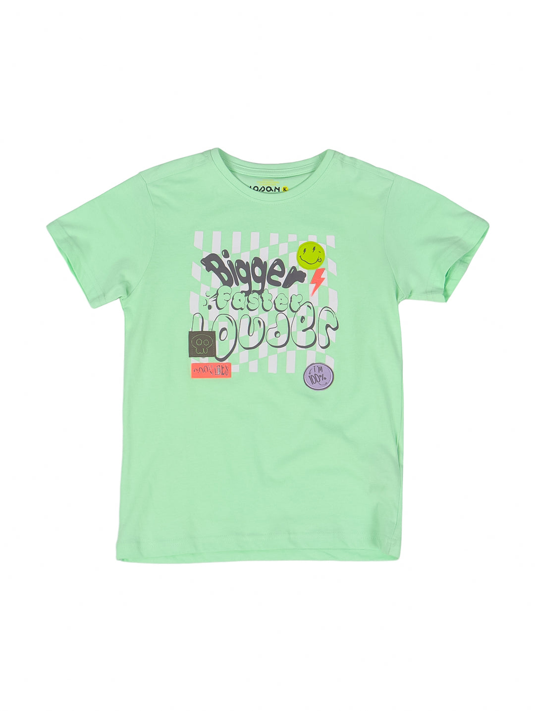 Playera verde para niño con estampado gráfico colorido en el pecho y cuello redondo.