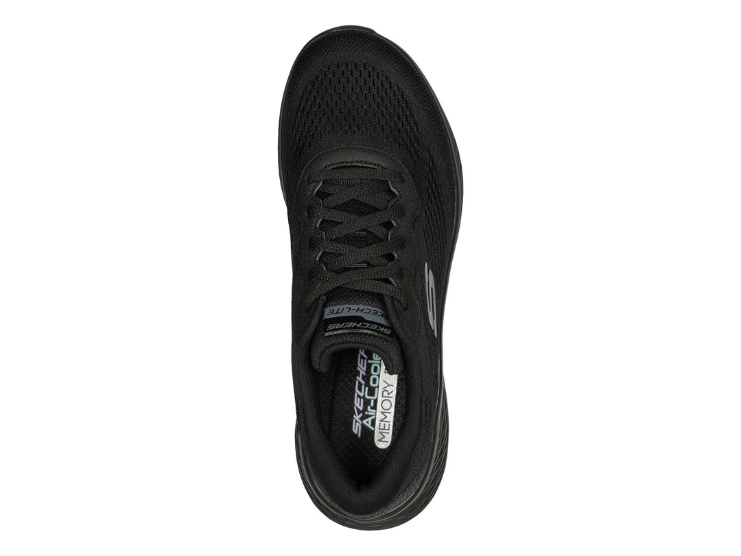 Tenis deportivos Skechers color negro con tejido de malla y suela Skech-Lite.