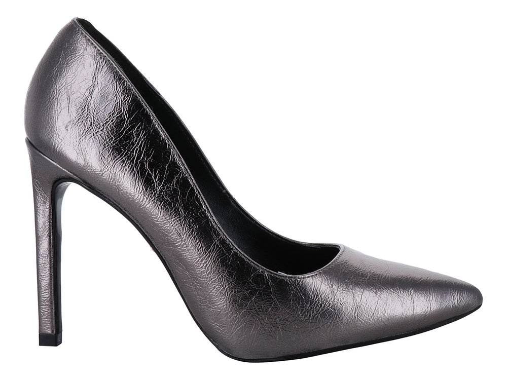 Zapato de tacón alto estilo stiletto en color gunmetal metálico con punta cerrada para mujer.