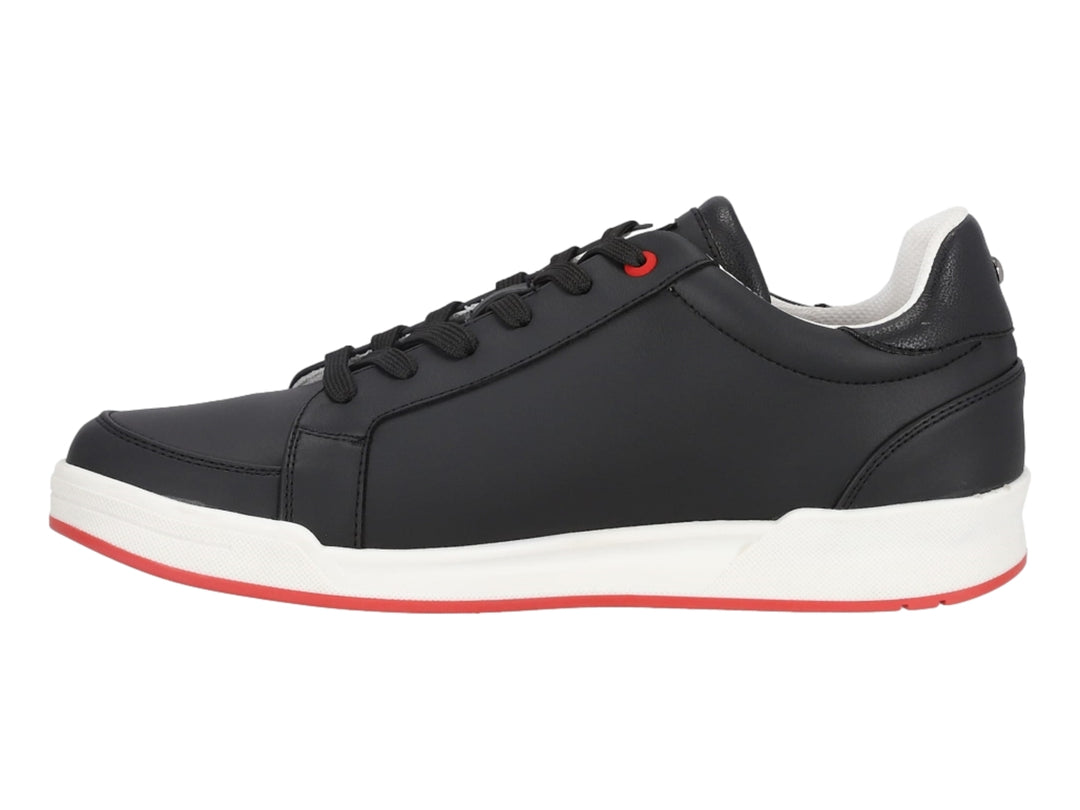 Tenis Guess color negro con suela blanca y detalles en rojo.