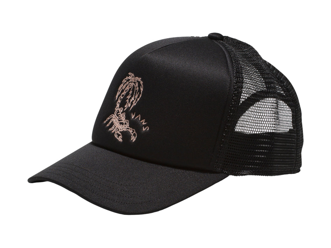 Gorra negra VANS Munson Curved Bill Trucker con visera curva y panel trasero de malla.