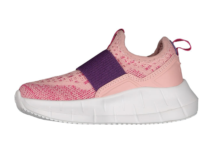 Par de tenis deportivos Charly para niña en color rosa y morado con suela blanca y banda elástica frontal.