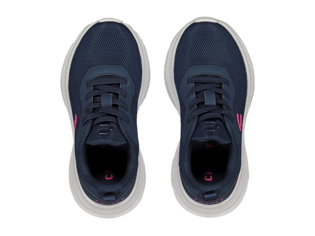 Tenis deportivos Charly color azul marino con suela blanca y detalle en rosa.